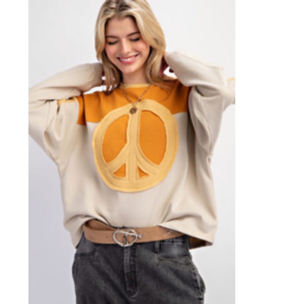 M Women’s Cream & Mustard Peace Sign Crewneck Sweater